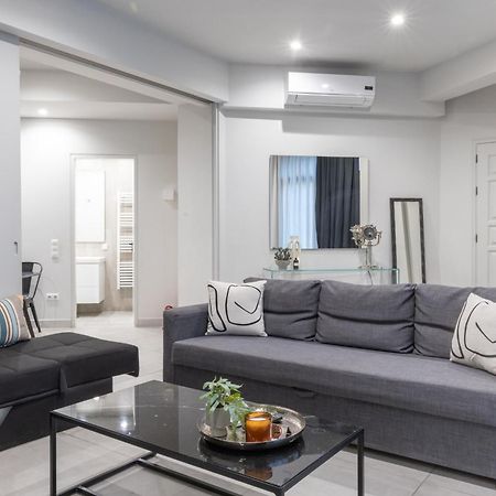 85 Sqm In The Heart Of Athens Shared Rooftop Deck Dış mekan fotoğraf