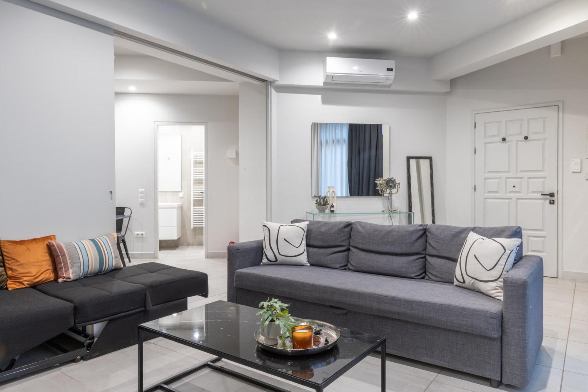 85 Sqm In The Heart Of Athens Shared Rooftop Deck Dış mekan fotoğraf
